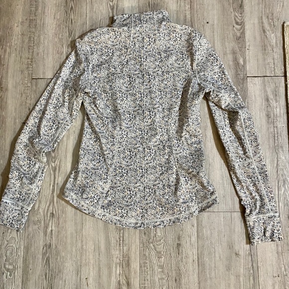 Lululemon jacket - Picture 2 of 3